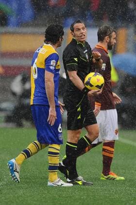 Referee Andrea De Marco discusses with Alessandro Lucarelli Parma. 2-02-2014 Stadio Olimpico. Football Calcio 2013 2014 Serie A. AS Roma - Parma FC . Foto AntoniettaxBaldassarre Insidefoto AntoniettaxBaldassarre