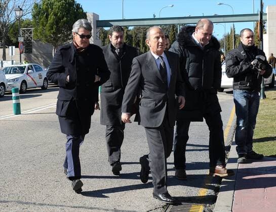The Soccer players Manager Jose Antonio Martin Peton (c) during the funeral ceremony in memory of the national soccer team coach Luis Aragones. February 2, 2014.  (1608368)