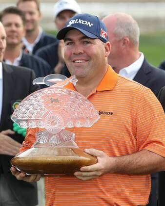 February 02, 2014: Kevin Stadler (Denver, CO) wins the WM Open and holds the trophy during the 2014 Waste Management Phoenix Open at the TPC Stadium golf course in Scottsdale Arizona. . GOLF: FEB 02 PGA Golf Herren - Waste Management Phoenix Open - Final Round Icon20172900 EDITORIAL USE ONLY