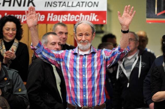 Arnstadt 08 02 2014 Sporthalle am Jahnsportpark 38. und letzte Meeting Hochsprung mit Musik im Foto: Hubertus Triebel (Meeting Chef) ist bei seiner Verabschiedung sichtlich gerührt. Er ist der Vater des Meetings und wird entsprechend gefeiert.