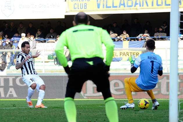 Db Verona 09 02 2014 - campionato di calcio serie A Hellas Verona vs Juventus Turin: Carlos Tevez 