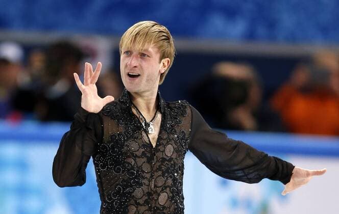 (140209) -- SOCHI, Feb. 9, 2014 (Xinhua) -- Evgeny Plyushchenko of Russia performs during the free program men of figure skating team event at the Sochi 2014 Winter Olympic Games in Sochi, Russia, Feb. 9, 2014. (Xinhua Wang Lili) (SP)OLY-RUSSIA-SOCHI-FIGURE SKATING-TEAM FREE PROGRAM MEN 