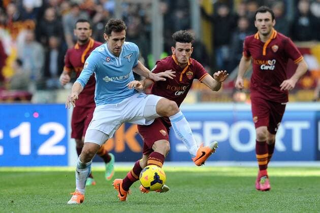 Miroslav Klose Lazio, Alessandro Florenzi Roma. Roma 09-02-2014 Stadio Olimpico. Football Calcio 2013 2014 Serie A. Lazio Rom vs AS Rom AntoniettaxBaldassarre