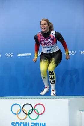 ITAR-TASS: SOCHI, RUSSIA. FEBRUARY 11, 2014. Germany s Natalie Geisenberger (Gold) celebrates winning the women s luge singles, at the 22nd Winter Olympics, at the Sanki Sliding Centre.  premiumd Aufmacher 20174795