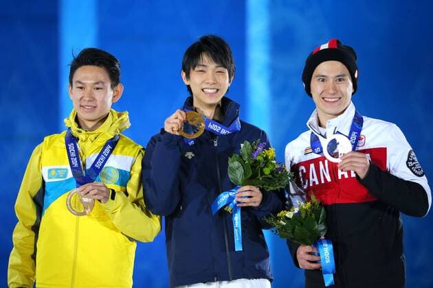 (L-R) Denis Ten (KAZ), Yuzuru Hanyu (JPN), Patrick Chan (CAN), FEBRUARY 15, 2014 - Figure Skating : Siegerehrung at Olympic Medals Plaza during the Sochi 2014 Olympic Winter Games in Sochi, Russia. NOxTHIRDxPARTYxSALES.  ( umqa009547)
