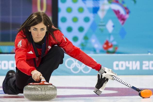 19.02.2014 Sochi, Krasnodar Krai, Russia. Great Britain skip Eve MUIRHEAD delivers a stone during the semifinal of the Women s Curling competition between Great Britain and Canada from the Ice Cube Curling Centre, Coastal Clustre - XXII Olympic Winter Games xCraigxMercerx  ActionPlus20175182