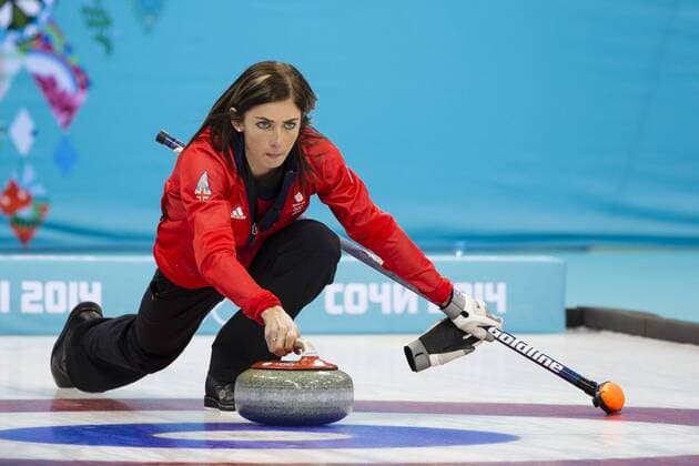 19.02.2014 Sochi, Krasnodar Krai, Russia. Great Britain skip Eve MUIRHEAD delivers a stone during the semifinal of the Women s Curling competition between Great Britain and Canada from the Ice Cube Curling Centre, Coastal Clustre - XXII Olympic Winter Games xCraigxMercerx  ActionPlus20175188