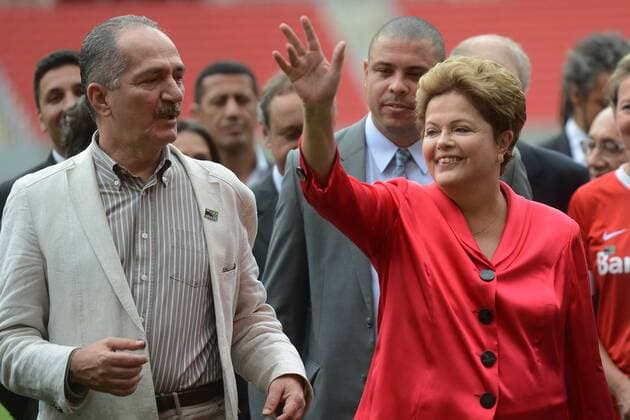 PORTO ALEGRE -20 02 2014- BRASIL: Präsidentin Dilma Rousseff, Andrade Gutierrez während der Einweihung des Estadio Beira Rio, Heimstätte des SC Internacional. 