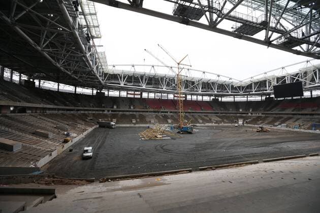 ITAR-TASS: MOSCOW, RUSSIA. FEBRUARY 19, 2014. The construction site of Otkrytiye Arena, a new home arena of the Spartak Moscow football club.  RE13A2FC