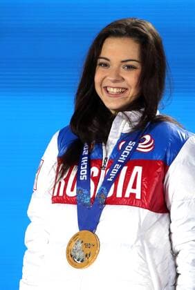 OLYMPIA - Olympische Spiele 2014 SOTSCHI,RUSSLAND,21.FEB.14 - DIVERS, OLYMPIA, EISKUNSTLAUF - Olympische Winterspiele Sotschi 2014, Eiskunstlauf, Damen, Siegerehrung, Medaillenvergabe am Medal Plaza. Bild zeigt Adelina Sotnikova (RUS). Keywords: Medaille. 