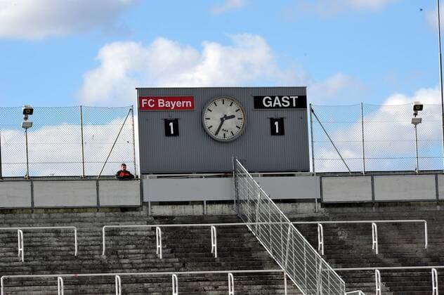 Die Anzeigetafel. Deutschland, München: Fussball, Frauen Bundesliga: FC Bayern München am 23.02.2014, Stadion an der Grünwalder Strasse.