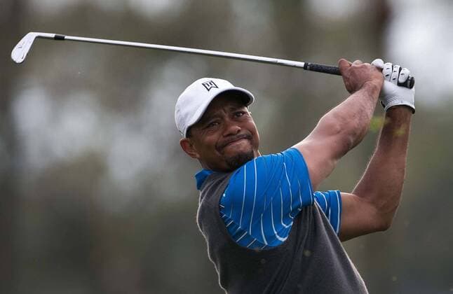 Feb. 27, 2014 - Palm Beach Gardens, Florida, U.S. - TIGER WOODS hits his second shot on the 10th hole during the first round of the Honda Classic. Woods struggled to a 1-over 73 on Friday and is 8 shots back from the leader. PGA Golf Herren 2014 - Honda Classic - First Round - ZUMAm67