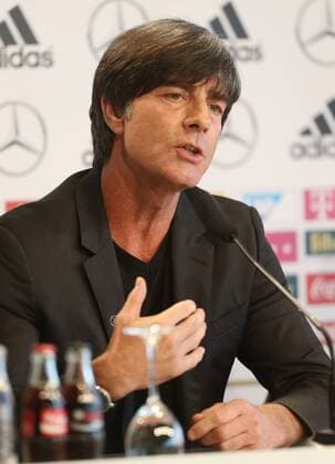 Bundestrainer Joachim Löw (DFB) . Pressekonferenz DFB im Mercedes-Benz-Museum Stuttgart . Fussball-Länderspiel 2014 Deutschland-Chile in Stuttgart . Stuttgart, GER, 03.03.2014 .
