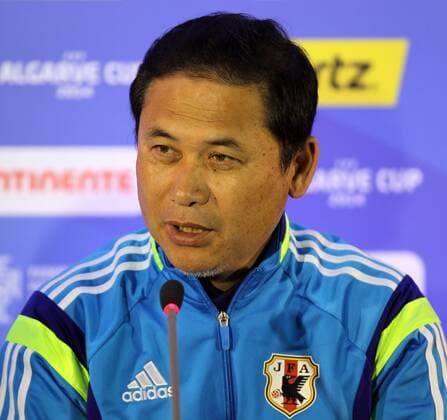 Fussball, Algarve Cup 2014, Pressekonferenz, v.li.: Trainer Norio Sasaki (Japan, Head Coach) Einzelbild xmrx