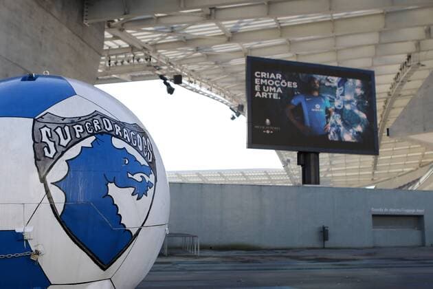 Fußball, Stadiongeschichte FC Porto 19.02.2014, xjfx, Fussball, Europa League, FC Porto, Estadio Do Dragao