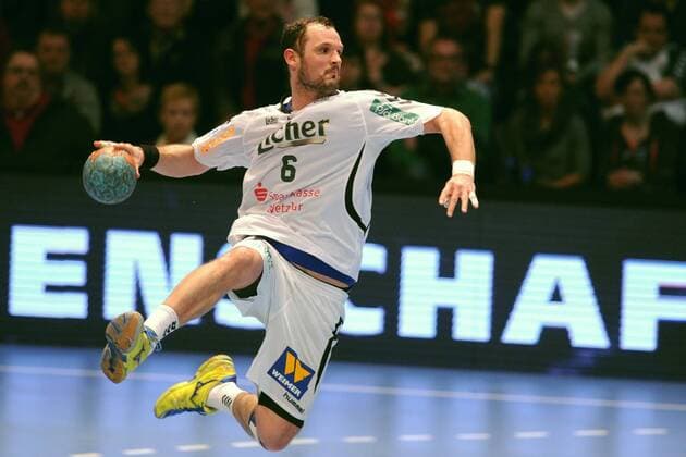 Jens Tiedtke (HSG Wetzlar) beim Wurf; Aktion, Einzelaktion, Freisteller, einzeln Handball --- 1. Bundesliga --- MT Melsungen vs HSG Wetzlar --- 08.03.2014, EP_rsl