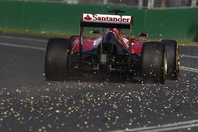 Motorsports: FIA Formula One World Championship 2014, Grand Prix of Australia, 14 Fernando Alonso (ESP, Scuderia Ferrari), xHOCHxZWEIx