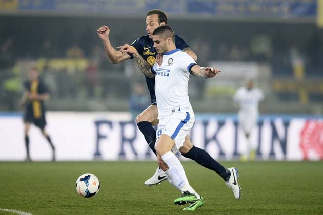 Verona 15 03 2014 - campionato di calcio serie A Hellas Verona - Inter Mailand; Mauro Icardi - Vangelis Moras 
