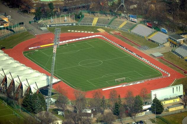 Erfurt 14.03.2014 Luftaufnahmen von Erfurt Luftbild Luftaufnahme vom Stadtgebiet Erfurt im Bild: Steigerwaldstadion (Fußball FC Rot Weiß Erfurt, Leichtathletik LG Erfurt )