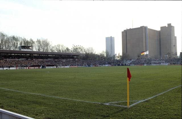 Fußball, Stadiongeschichte FC St. Pauli Stadion Am Millerntor des FC St. Pauli Aufn. 11.88. HM
