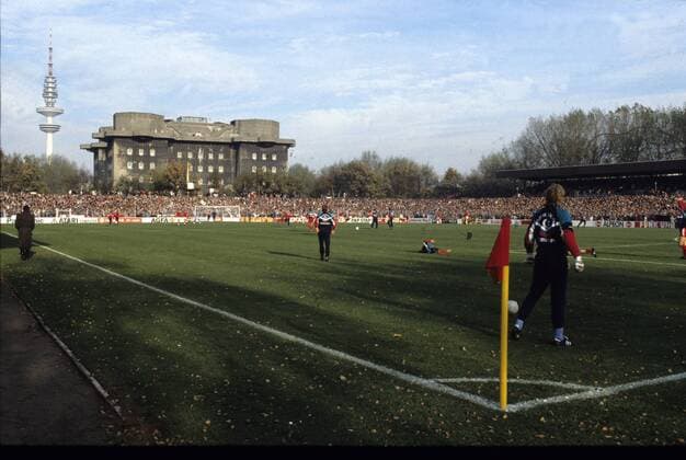 Fußball, Stadiongeschichte FC St. Pauli Stadion Am Millerntor des FC St. Pauli Aufn. 11.88. HM