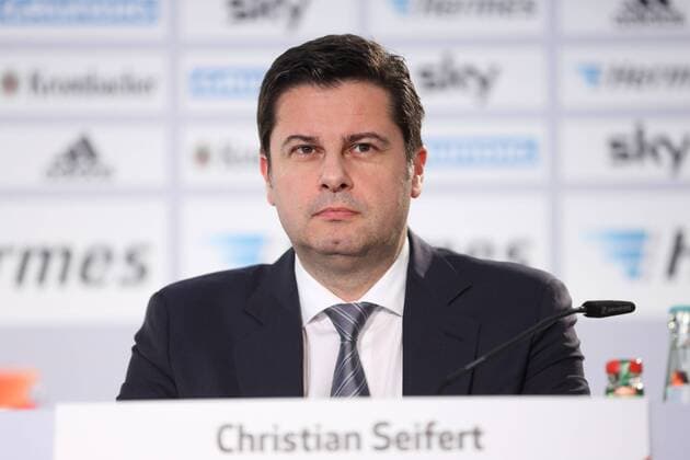 CHRISTIAN SEIFERT VORSITZENDER DER DFL GESCHAEFTSFUEHRUNG DFL PRESSEKONFERENZ NACH DER MITGLIEDERSITZUNG FRANKFURT 