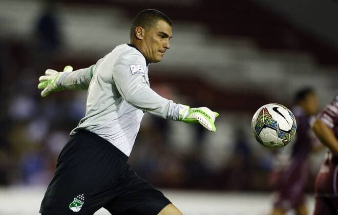 Farid Mondragon de Deportivo Cali. CA Lanus Buenos Aires vs AC Deportivo Cali. Copa Libertadores 2014. Estadio: Ciudad de Lanus, Buenos Aires. Foto: JavierGarciaMartino Photogamma.