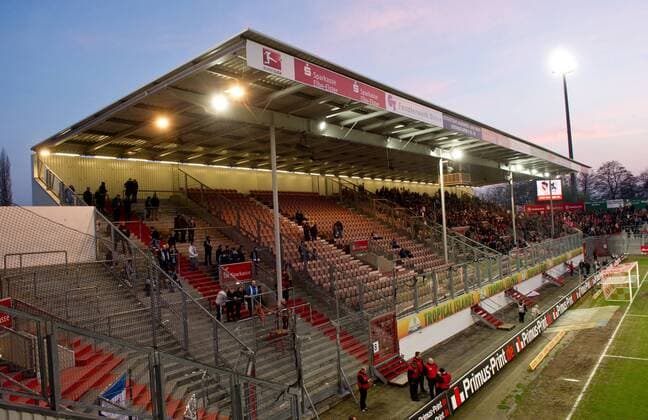 - Blick auf eine Tribuene vom Stadion der Freundschaft, Gaesteblock, Gaestetribuene Fussball 2.Bundesliga - Saison 2013 2014, 27.Spieltag: FC Energie Cottbus, Deutschland am 26.03.2014,