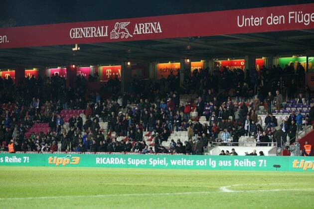 FUSSBALL - BL, WIEN, AUSTRIA,26.MAR.14 - FUSSBALL - tipp3 Bundesliga powered by T-Mobile, FK Austria Wien. Bild zeigt Fans in der Generali Arena. 