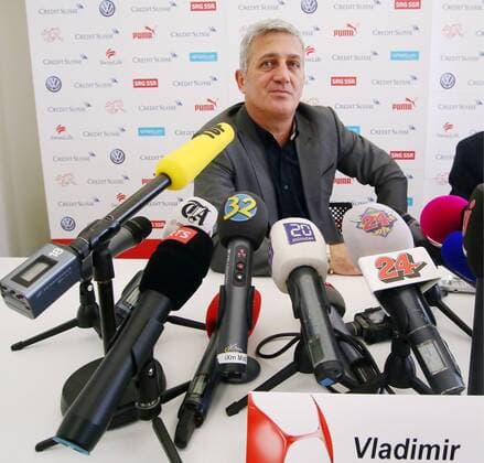28.03.2014 Muri BE Bild zeigt Vladimir Petkovic neuer Fussball Nationaltrainer (Bundestrainer) Schweiz Einzelbild Foto 