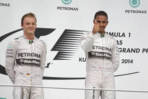 Motorsports: FIA Formula One World Championship 2014, Grand Prix of Malaysia, 6 Nico Rosberg (GER, Mercedes AMG Petronas F1 Team), 44 Lewis Hamilton (GBR, Mercedes AMG Petronas F1 Team), xHOCHxZWEIx