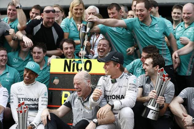 Motorsports: FIA Formula One World Championship 2014, Grand Prix of Malaysia, 44 Lewis Hamilton (GBR, Mercedes AMG Petronas F1 Team), 6 Nico Rosberg (GER, Mercedes AMG Petronas F1 Team), xHOCHxZWEIx