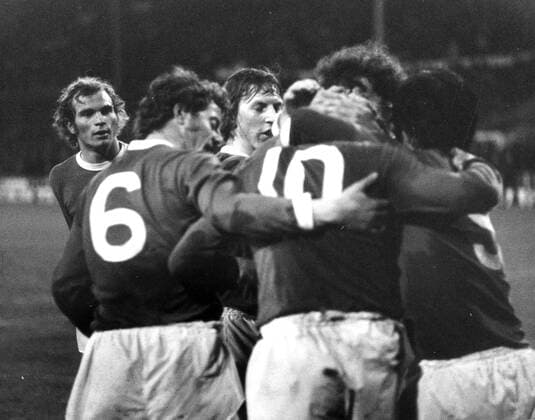 Europameisterschaft 1972 Viertelfinale Hinspiel: England - Deutschland (1:3) 29.4. in Wembley. Jubel Deut. Mannschaft nach dem Tor durch Netzer zur 1:2 Führung. V.l: Uli Hoeness, Herbert -Hacki- Wimmer, Jürgen Grabowski, Günter Netzer (10) u. Gerd Müller. HM