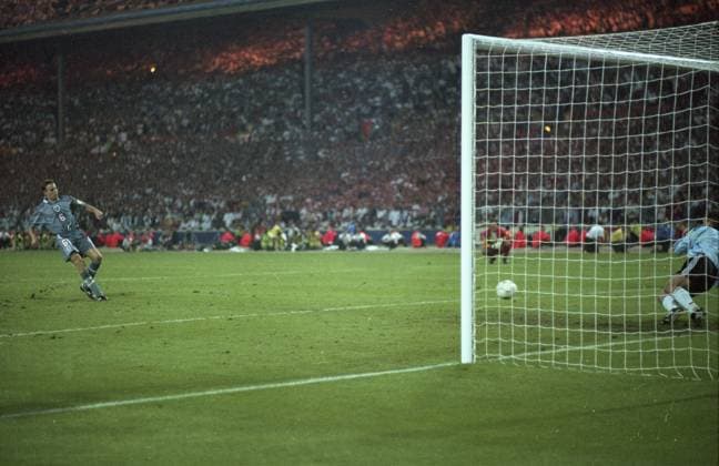 EM 96. Deutschland - England 26.6. in Wembley. 1:1 n.V. u. 6:5 n.Elfm. Gareth Southgate verschiesst Elfer gegen Torwart Andreas Köpke HM