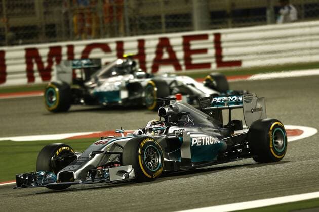 Motorsports: FIA Formula One World Championship 2014, Grand Prix of Bahrain, 44 Lewis Hamilton (GBR, Mercedes AMG Petronas F1 Team), 6 Nico Rosberg (GER, Mercedes AMG Petronas F1 Team), xHOCHxZWEIx