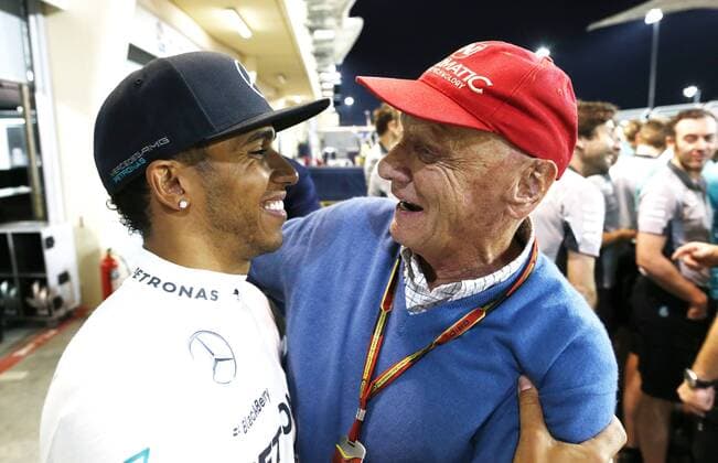 Motorsports: FIA Formula One World Championship 2014, Grand Prix of Bahrain, 44 Lewis Hamilton (GBR, Mercedes AMG Petronas F1 Team), Niki Lauda (AUT, Mercedes AMG Petronas F1 Team), xHOCHxZWEIx