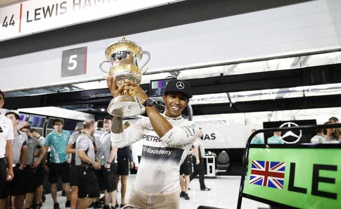 Motorsports: FIA Formula One World Championship 2014, Grand Prix of Bahrain, 44 Lewis Hamilton (GBR, Mercedes AMG Petronas F1 Team), xHOCHxZWEIx