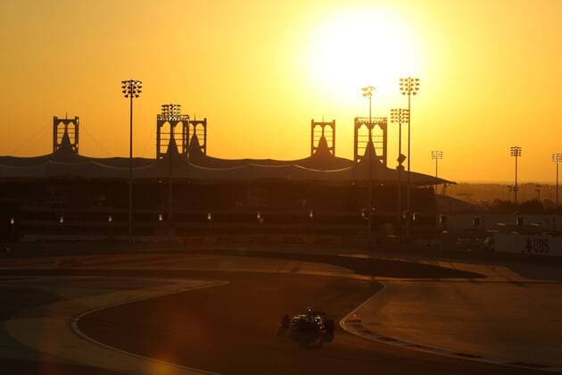 06.04.2014- Race, Lewis Hamilton (GBR) Mercedes AMG F1 W05 Bahrain Grand Prix, Sakhir 3 - 6 April 2014- 