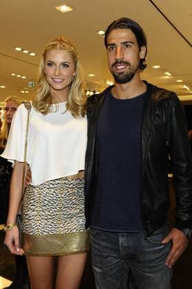 Lena Gercke mit Freund Sami Khedira (Real Madrid) H&M The Grand Opening Flagshipstore Weinstr. München 09.04.2014