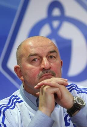 ITAR-TASS: MOSCOW, RUSSIA. APRIL 11, 2014. FC Dynamo Moscow new head coach Stanislav Cherchesov gives a news conference.  RE13FA9D