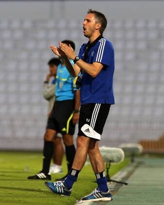 U17 Junioren Fussballturnier in Al Ain Al Ain International Football Juniors Championship 2014 vom 13.04. bis 20.04.2014 in den Vereinigten Arabischen Emiraten im Tahnoun Bin Mohammed Stadion in Al Ain 16.04.2014 Hamburger SV - Kashiwa Reysol F.C. Trainer Thorsten Judt (Hamburger SV)