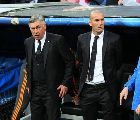 Real Madrid s Carlo Ancelotti and Zinedine Zidane look on Real Madrid vs Bayern Munich - Champions League, Semi Final, First leg - Santiago Bernabeu Stadium - Madrid - Spain - 23 04 2014 - Pic DavidKlein Sportimage EDITORIAL USE ONLY. No use with unauthorised audio, video, data, fixture lists, club league logos or live services. Online in-match use limited to 120 images, no video emulation. No use in betting, games or single club league player publications.