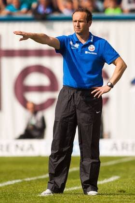 Rostock, Deutschland, 26.04.2014: Fußball 3. Liga 2013 2014 - FC Hansa Rostock - RasenBallsport Leipzig. Trainer Dirk Lottner (Rostock)