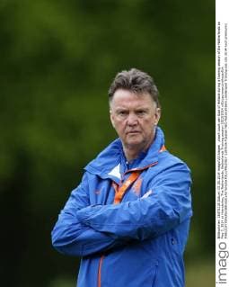 ,coach Louis van Gaal of Holland during a training session of the Netherlands on May 7, 2014 at Hoenderloo, The Netherlands. Netherlands Training session 2013 2014 xVIxLaurensxLindhoutxIVx 2287636