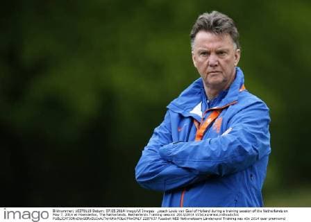 ,coach Louis van Gaal of Holland during a training session of the Netherlands on May 7, 2014 at Hoenderloo, The Netherlands. Netherlands Training session 2013 2014 xVIxLaurensxLindhoutxIVx 2287637