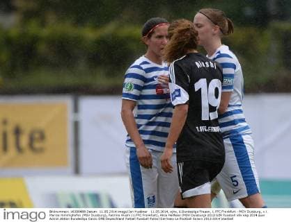 11.05.2014, xjhx, 1.Bundesliga Frauen, 1.FFC Frankfurt - MSV Duisburg, v.l. Marina Himmighofen (MSV Duisburg), Fatmire Alushi (1.FFC Frankfurt), Alice Hellfeier (MSV Duisburg)