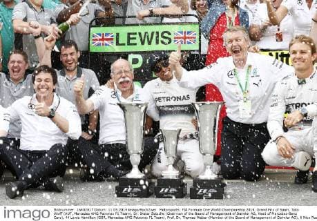 Motorsports: FIA Formula One World Championship 2014, Grand Prix of Spain, Toto Wolff (AUT, Mercedes AMG Petronas F1 Team), Dr. Dieter Zetsche (Chairman of the Board of Management of Daimler AG, Head of Mercedes-Benz Cars), 44 Lewis Hamilton (GBR, Mercedes AMG Petronas F1 Team), Prof. Dr. Thomas Weber (Member of the Board of Management of Daimler AG), 6 Nico Rosberg (GER, Mercedes AMG Petronas F1 Team), xHOCHxZWEIx