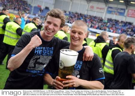 Jubel Freude ueber den Aufstieg in die erste Bundesliga; Patrick Ziegler (SC Paderborn 07) (L) und Johannes Wurtz (SC Paderborn 07) Fussball --- 2. Bundesliga --- SC Paderborn 07 vs VfR Aalen --- 11.05.2014, EP_rsl