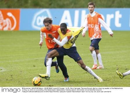 (L-R), Daryl Janmaat, Terence Kongolo during a training session of the Netherlands on May 12, 2014 at Hoenderloo, The Netherlands. Netherlands Training session 2013 2014 xVIxJeroenxPutmansxIVx 2302265