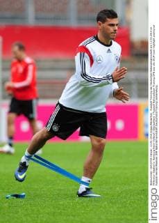 Fussball Training der Deutschen Nationalmannschaft am 12.05.2014 im Millerntor-Stadion in Hamburg Kevin Volland ( Deutschland )